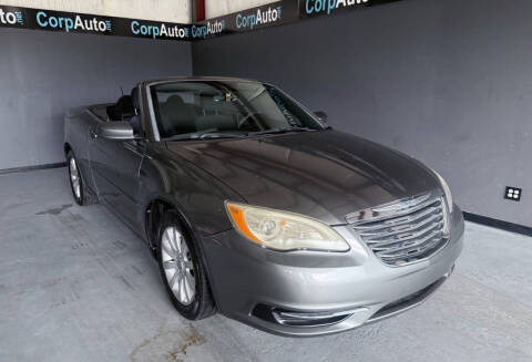 2013 Chrysler 200 Touring