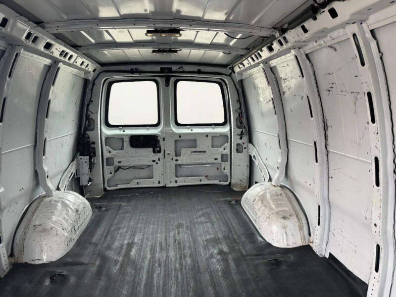 2020 Chevrolet Express 2500