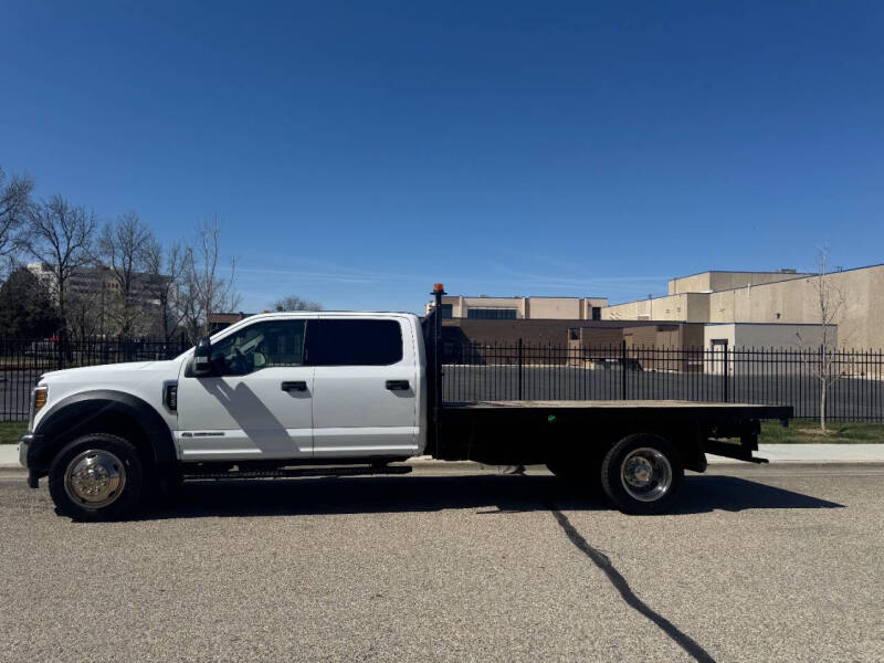 2019 Ford F-550 Super Duty Chassis Cab XLT's photo
