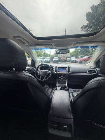 2019 Ford Edge Titanium