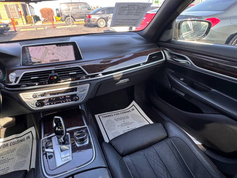 2017 BMW 7 Series 750i xDrive