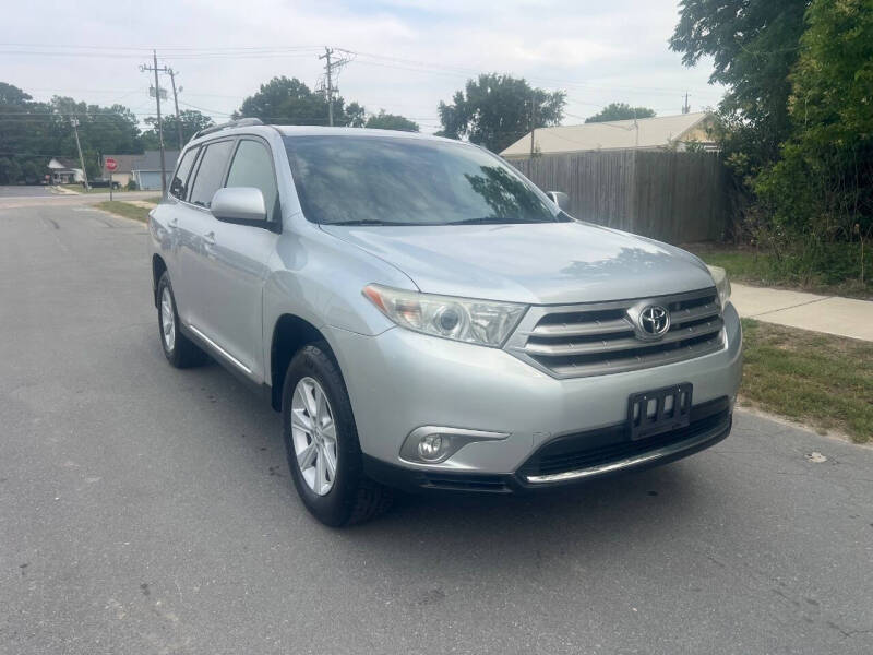 2013 Toyota Highlander SE