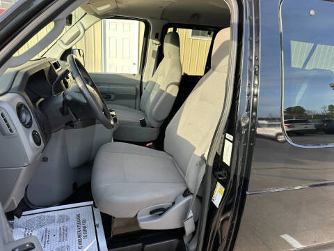 2014 Ford E-Series E-150 XL