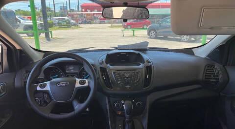2016 Ford Escape S