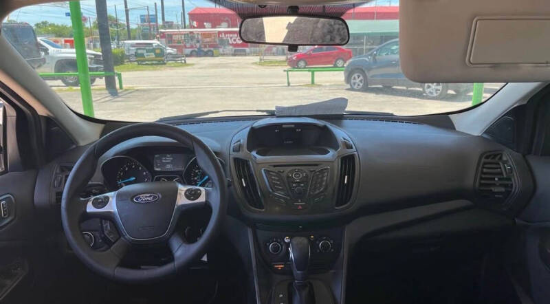 2016 Ford Escape S
