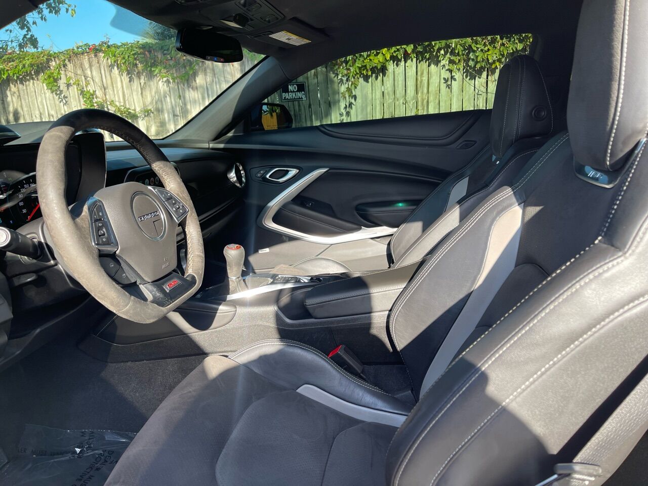 2018 Chevrolet Camaro Coupe - $27,300