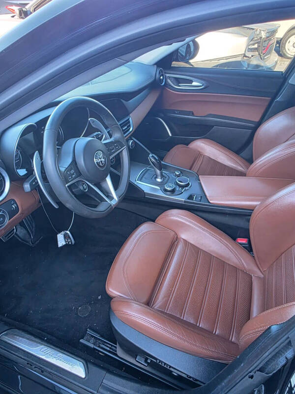 2017 Alfa Romeo Giulia Ti