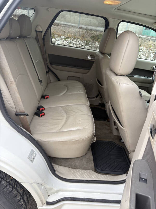 2010 Mercury Mariner Premier V6