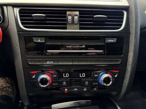 2015 Audi A4 2.0T quattro Premium