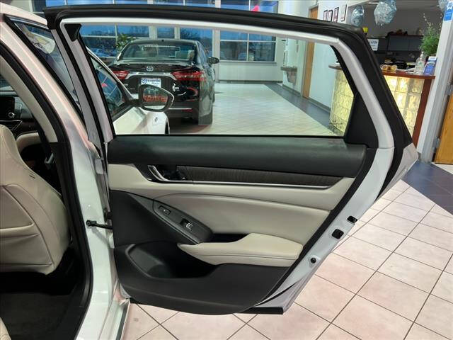 2019 Honda Accord Hybrid Touring