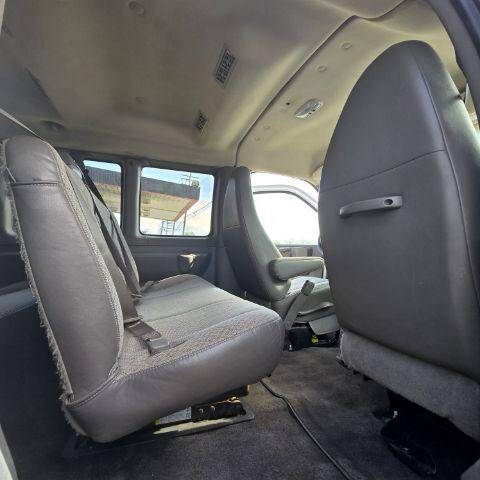 2011 Chevrolet Express LT 3500