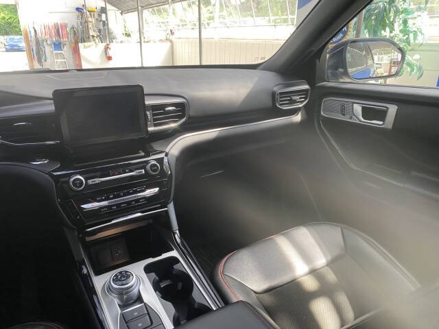 2023 Ford Explorer ST-Line