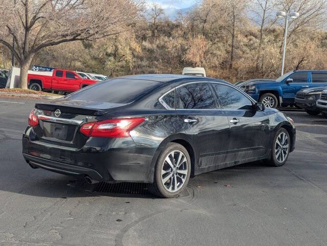 2016 Nissan Altima 2.5 SR