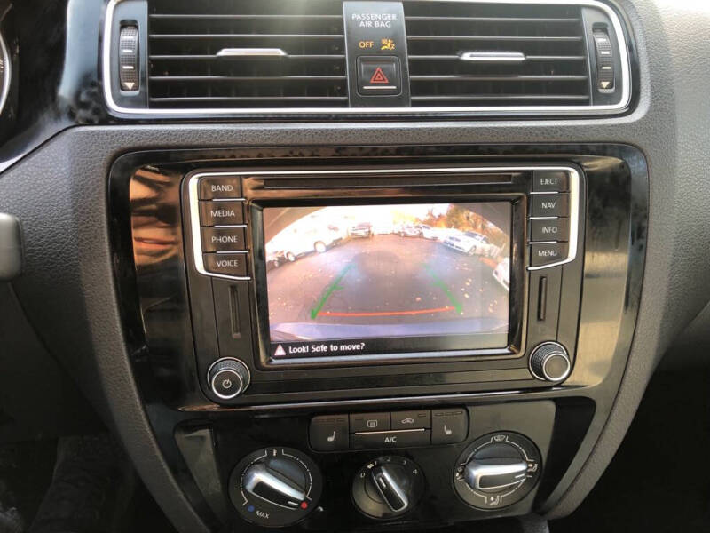 2016 Volkswagen Jetta 1.8T Sport