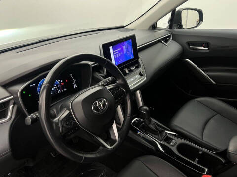 2024 Toyota Corolla Cross XLE