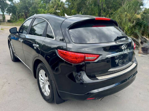 2012 Infiniti FX35