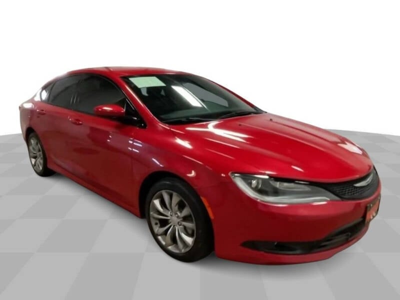 Used 2016 Chrysler 200 S with VIN 1C3CCCBB6GN179408 for sale in Hazel Green, WI