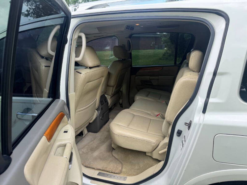 2009 Infiniti QX56