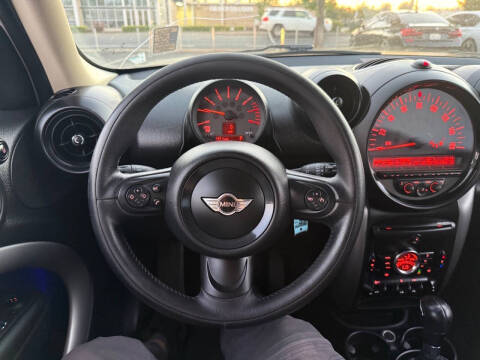 2015 MINI Countryman Cooper