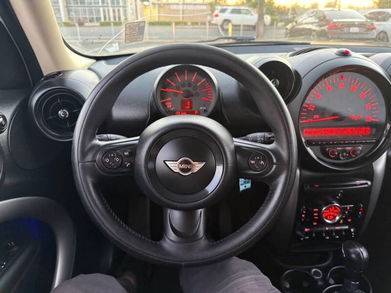2015 MINI Countryman Cooper