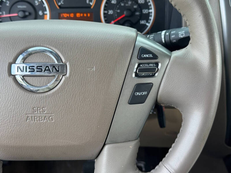 2013 Nissan Armada SV
