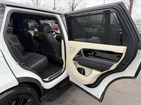 2023 Land Rover Range Rover P530 SE LWB