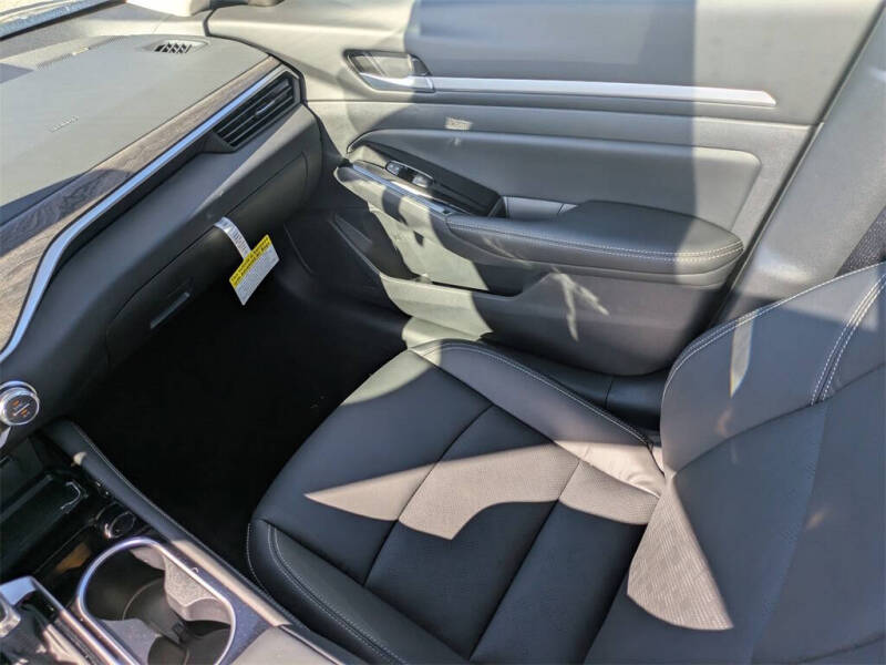 2025 Nissan Altima 2.5 SL