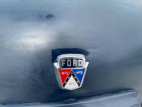 1950 Ford 2 DR Club Coupe