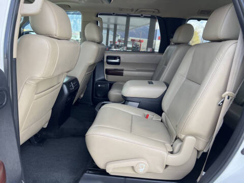 2016 Toyota Sequoia Platinum