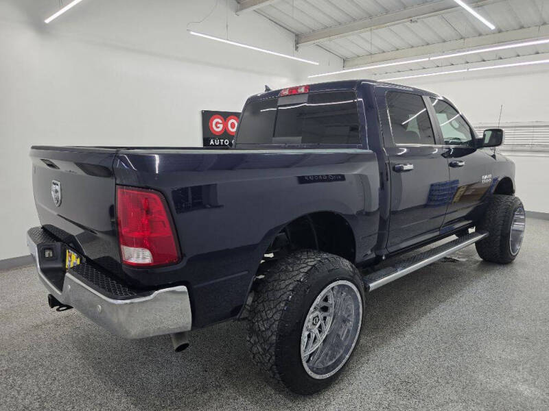 2017 RAM 1500 SLT