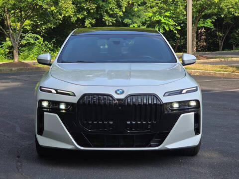 2023 BMW 7 Series 740i