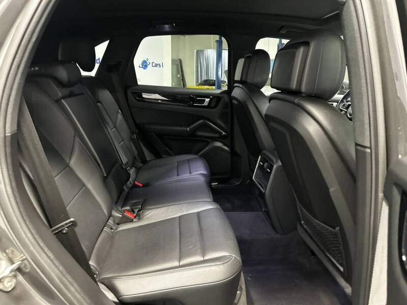 2022 Porsche Cayenne