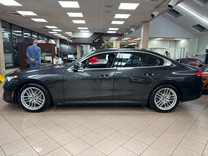 2025 BMW 5 Series 530i xDrive