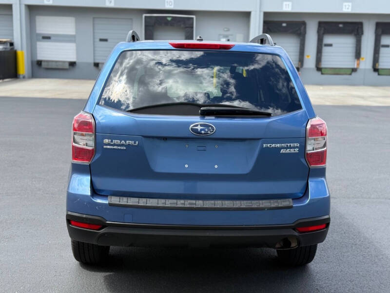 2015 Subaru Forester 2.5i