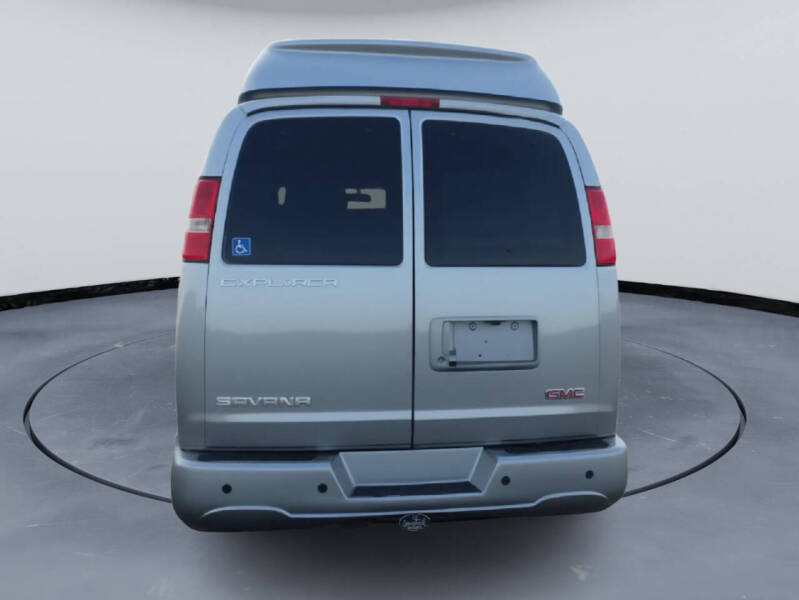 2018 GMC Savana 2500