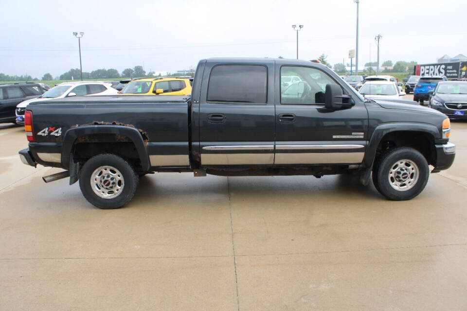 2003 GMC Sierra 2500HD for sale at Cresco Motor Company in Cresco, IA