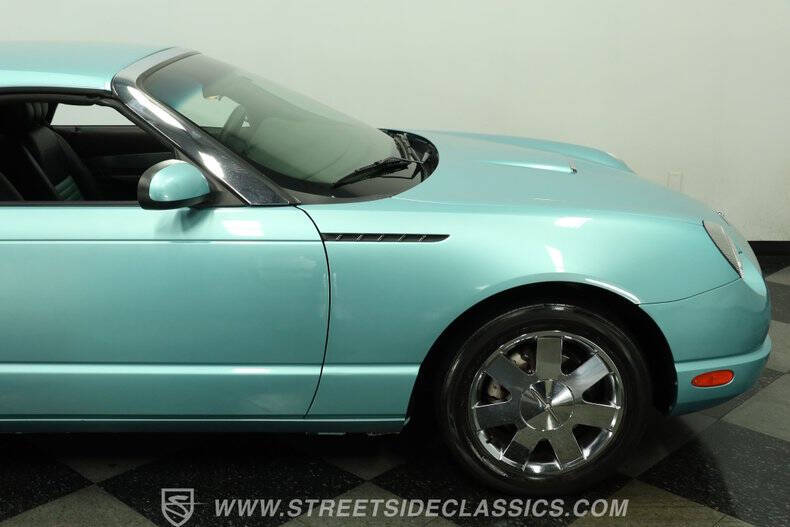 2002 Ford Thunderbird Deluxe