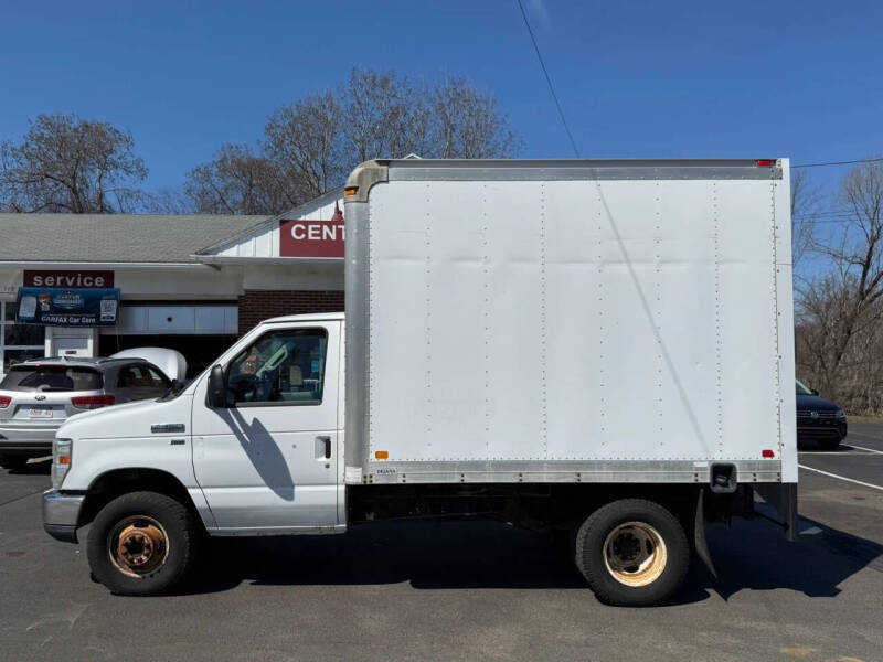 2012 Ford E-Series