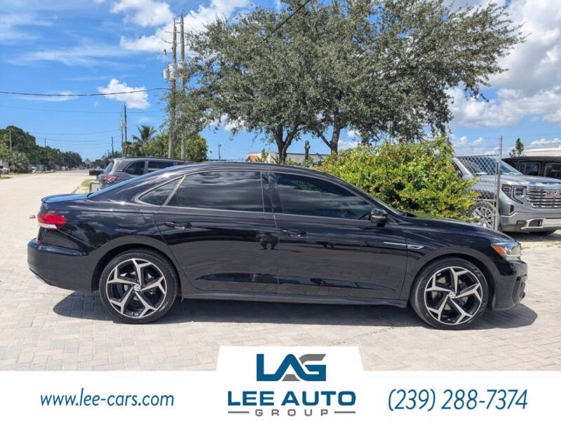 2021 Volkswagen Passat R-Line