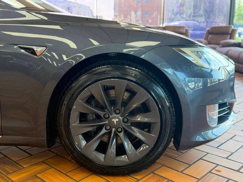 2020 Tesla Model S Long Range Plus