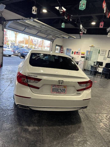 2018 Honda Accord Touring