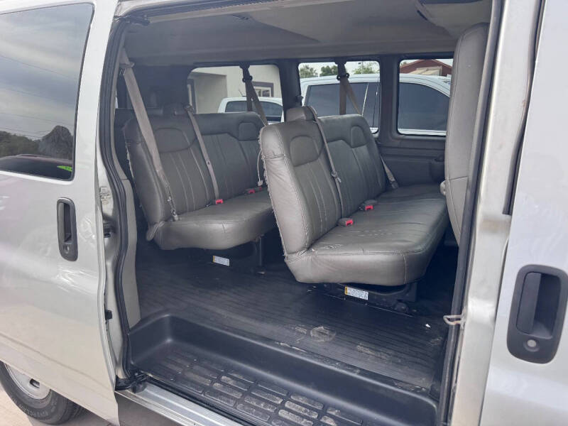 2017 Chevrolet Express LS 2500