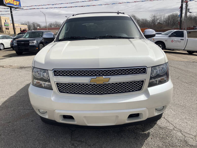 2013 Chevrolet Avalanche for sale at Greg's Auto Sales in Poplar Bluff MO