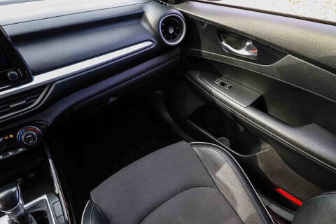 2022 Kia Forte GT Line