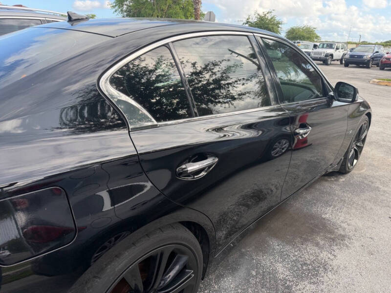 2014 Infiniti Q50