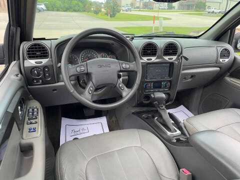 2004 GMC Envoy XUV SLT