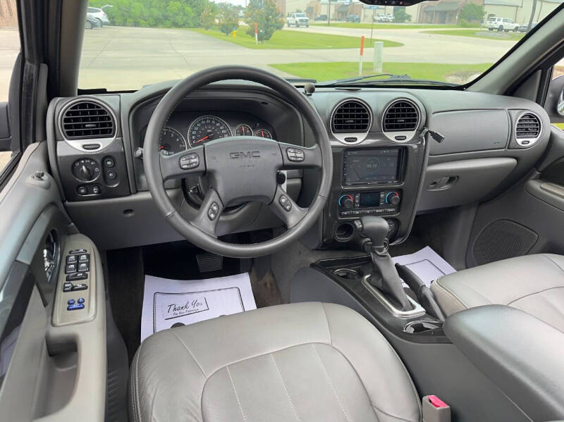 2004 GMC Envoy XUV SLT