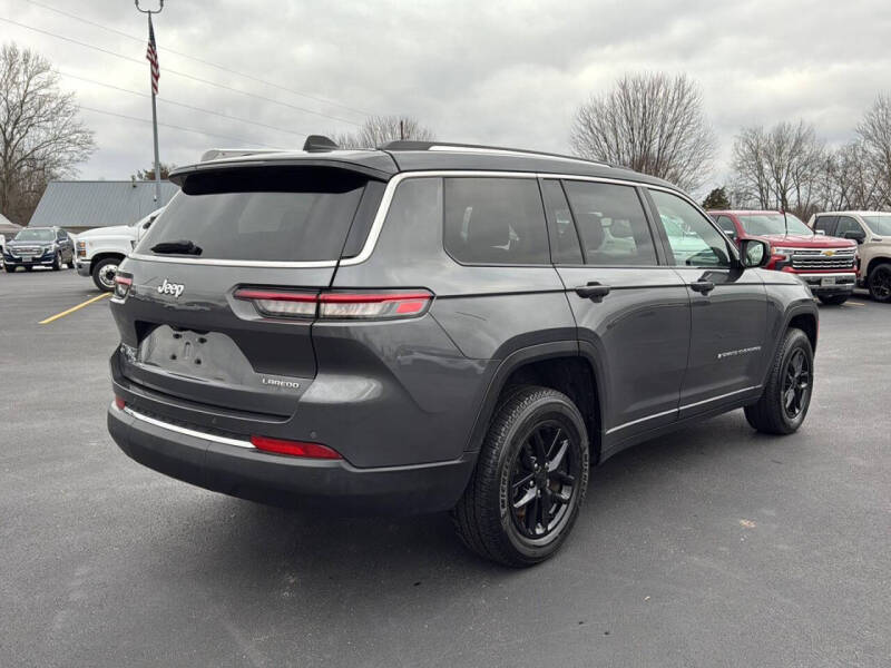 2022 Jeep Grand Cherokee L Laredo