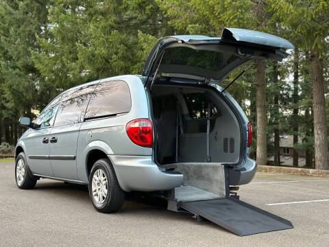 2005 Dodge Grand Caravan for sale at Beaverton Auto Wholesale LLC in Hillsboro OR