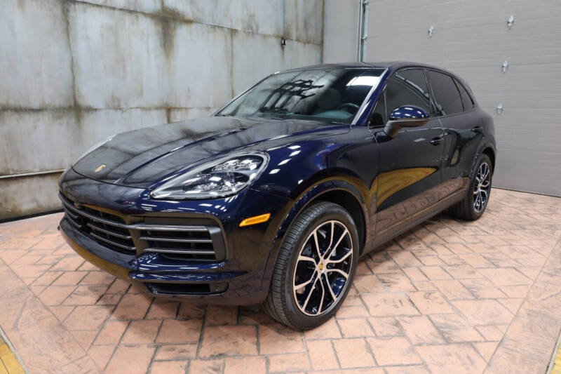 2023 Porsche Cayenne Platinum Edition